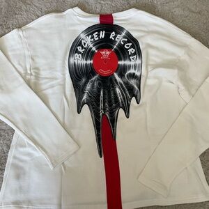 Boys Lie ‘broken record’ thermal top